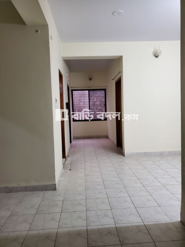 ফ্ল্যাট ভাড়া: ধানমন্ডি ২৭ নম্বর রোডের একদম নিকটে সাতমসজিদ রোডের ওপরে (বাংলাদেশ আই হসপিটালের কাছে) লালমাটিয়া ডি ব্লকে (স্কাইলাইন শামস) ২য় তলায় বাসা ভাড়া হবে। | ৩ টি বেড রুম | ধানমন্ডি | Baribodol.com