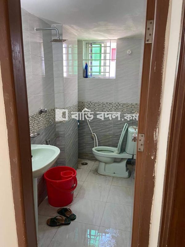 Flat rent in Dhaka বনানী, Level# 6, Road# 2, Banani Housing Society, Dhaka - 1213.