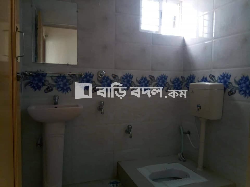 Sublet rent in Dhaka মোহাম্মদপুর, মোহাম্মদ পুর বিজলী মহল্লায়