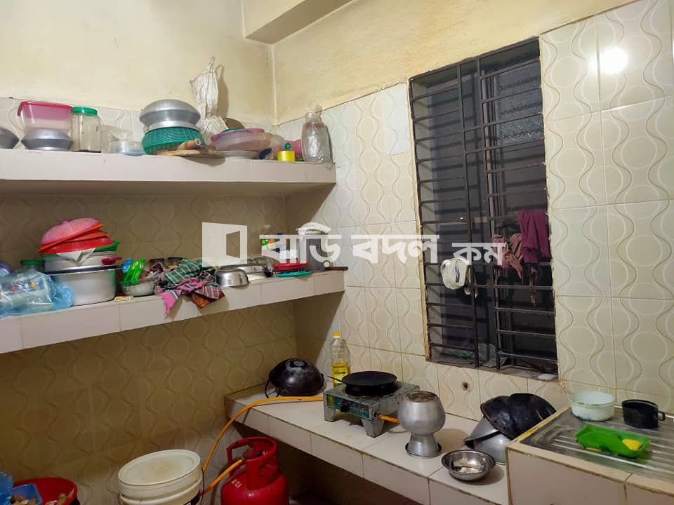 Flat rent in Dhaka উত্তরা, হাজী ক্যাম্প থেকে ১০ টাকা অটো ভাড়া, আব্বাসিয়া মাদরাসার সামনে, ১১২/২ পশ্চিম আইনুসবাগ, দক্ষিণখান, উত্তরা