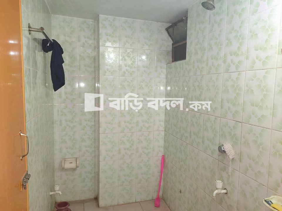 Flat rent in Dhaka উত্তরা, হাজী ক্যাম্প থেকে ১০ টাকা অটো ভাড়া, আব্বাসিয়া মাদরাসার সামনে, ১১২/২ পশ্চিম আইনুসবাগ, দক্ষিণখান, উত্তরা