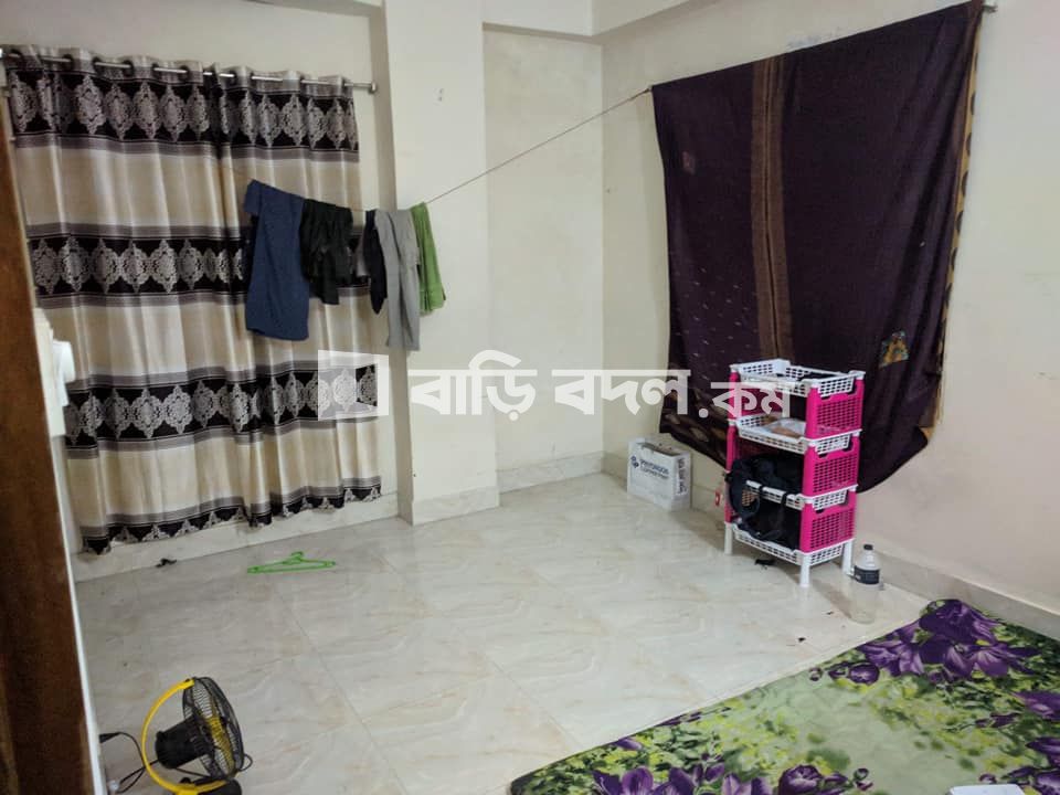 Flat rent in Dhaka মিরপুর ১৪, গোয়ালবাড়ি মোড়, ন্যাশনাল লাইব্রেরী সংলগ্ন, মিরপুর ১৪।