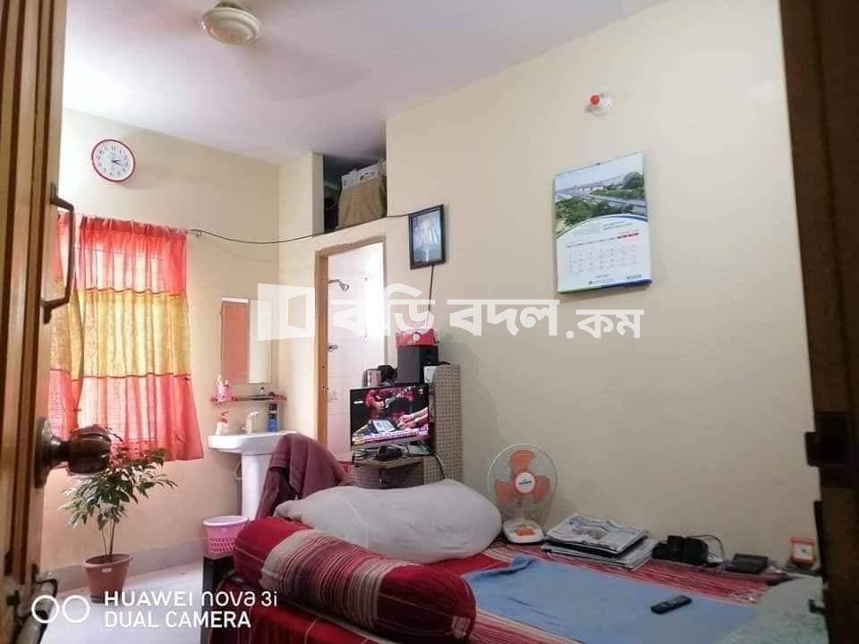 Flat rent in Dhaka ধানমন্ডি, উত্তর ধানমন্ডি,লাল ফকির মাজার গলি, কলাবাগান,, ঢাকা-১২০৫।
(পান্থপথ সমরিতা হসপিটাল থেকে হেটে তিন মিনিটের দূরত্ব)