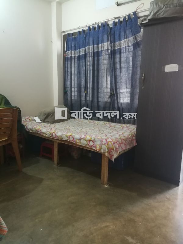 Seat rent in Dhaka মোহাম্মদপুর, ১১/৪, সলিমুল্লাহ রোড,বাইতুর রহমান মসজিদের বিপরীত পাশে, মীনা বাজার এর কাছে।