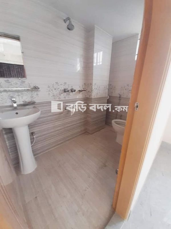 ফ্ল্যাট ভাড়া: kawlar Goltek Madrasha Road Airport Dhaka. 1229 | ২ টি বেড রুম | বিমানবন্দর | Baribodol.com