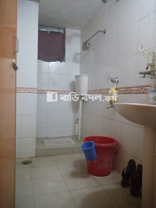 Seat rent in Dhaka উত্তরা, Beside Dawan city.Sector-6. 10 minutes walking distance from Azampur and Rajlokkhi.