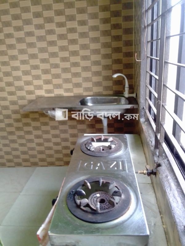 Flat rent in Dhaka শ্যামলী, শ্যামলী,শাপলা হাউজিং পানির পাম্পের পশ্চিম মাথায়