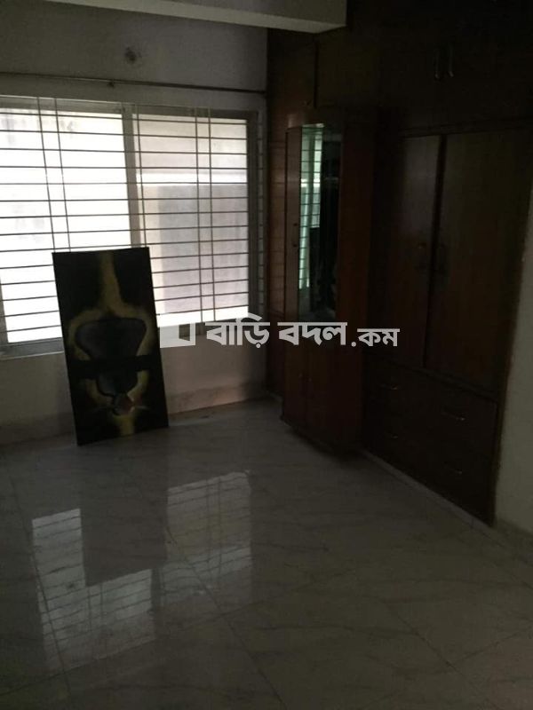 Flat rent in Dhaka ধানমন্ডি, #বাসা #২৩১ #পশ্চিম ধানমন্ডি ১৯,মধুবাজার বড় মসজিদের ঠিক পিছনে