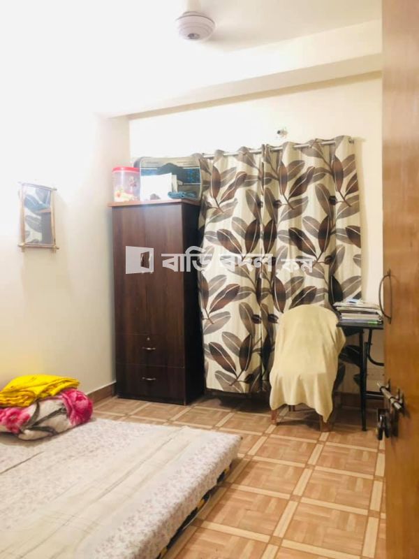 Sublet rent in Dhaka ধানমন্ডি, গ্রীন লাইফ হসপিটাল এর পিছনে,
#গ্রীন রোড ,পান্থপথ,ধানমন্ডি।