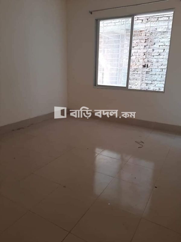 Flat rent in বৈশাখী সরনী(যমুনা ব্যাংক এর বিপরীতে) , গুলশান বাড্ডা লিংক রোড। | 2 bed(s) | Gulshan | Baribodol.com, Best property rental platform in Bangladesh