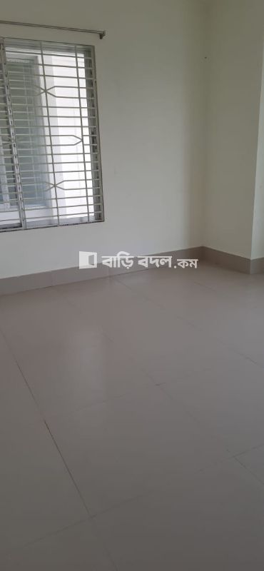 Flat rent in Khulna খুলনা সদর, সোনাডাঙ্গা, সায়রা স্মরনি( ৩য় অাবাসিকের পাশের গলি, ৪টা বিল্ডিং পরে),খুলনা।মেইনরোড সংলগ্ন।