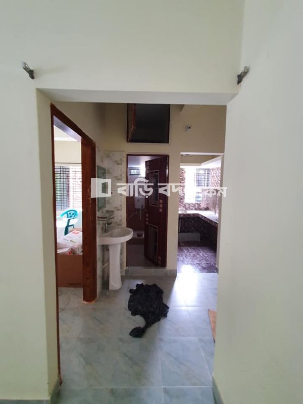 Flat rent in Cox's Bazar কক্সবাজার সদর, চাউল বাজার সড়ক, পশ্চিম টেকপাড়া, কক্সবাজার (নুর ম্যানশনের ঠিক পেছনের বাড়ি)।