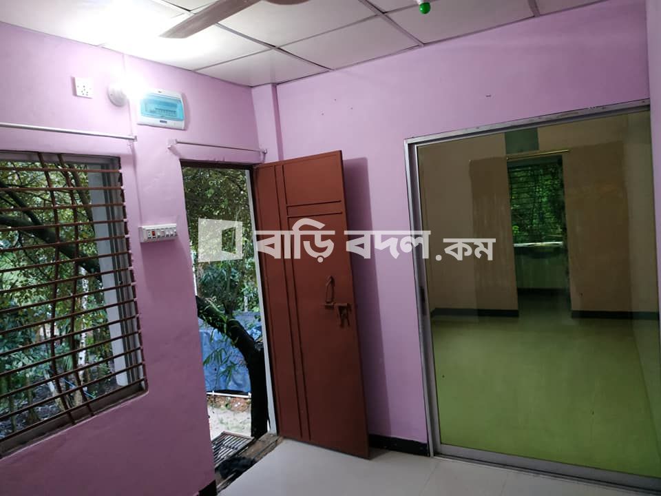 Flat rent in Cox's Bazar কক্সবাজার সদর, কোটবাজারের দক্ষিন পাশে হাকিম আলী কেজি স্কুলের সামনে