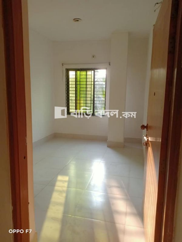 Flat rent in Dhaka খিলক্ষেত, খিলক্ষেত,কুর্মিটোলা স্কুলের পিছনে (পূর্ব দিকে).