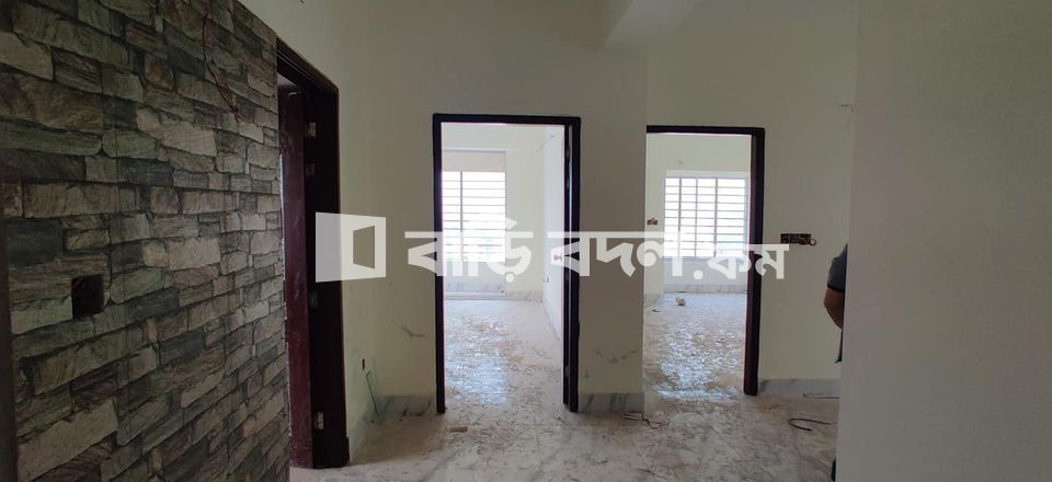 Flat rent in Chattogram চট্রগ্রাম সদর, west Khulshi 3 no road Khulshi living tower .
