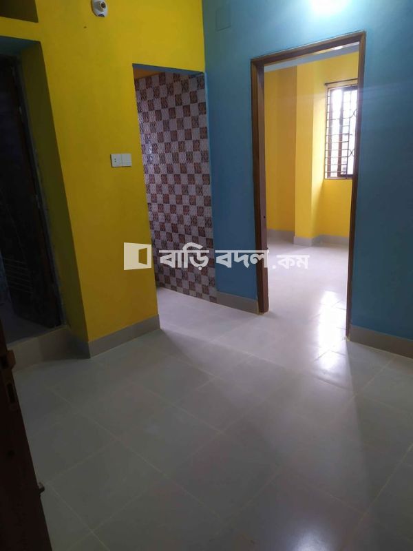Flat rent in নয়া বাজার বিশ্ব রোড় মোড়ের পশ্চিমে সবুজ বাগ,ওমর জাহান মসজিদ সংলগ্ন,হালিশহর,চট্টগ্রাম। | 2 bed(s) | Chattogram Sadar | Baribodol.com, Best property rental platform in Bangladesh