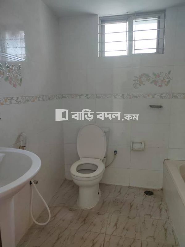 Flat rent in 2 min walking distance from NSU/IUB
7 min from AIUB
Adress- Block-D,Road-5 | 1 bed(s) | Bashundhara RA | Baribodol.com, Best property rental platform in Bangladesh