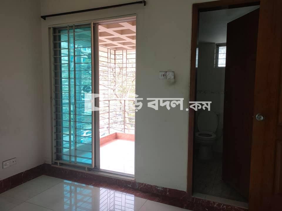 Flat rent in 2 min walking distance from NSU/IUB
7 min from AIUB
Adress- Block-D,Road-5 | 1 bed(s) | Bashundhara RA | Baribodol.com, Best property rental platform in Bangladesh