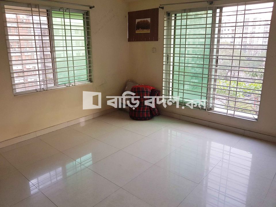 Flat rent in Block C VIP Main Road Beside Ebenezer School. | 1 bed(s) | Bashundhara RA | Baribodol.com, Best property rental platform in Bangladesh