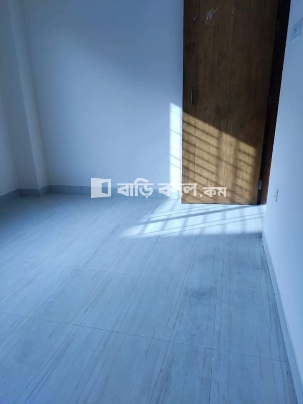 Flat rent in Dhaka ধানমন্ডি, 39,north road(vuter goli) , ধানমন্ডি,ঢাকা ১২০৫।