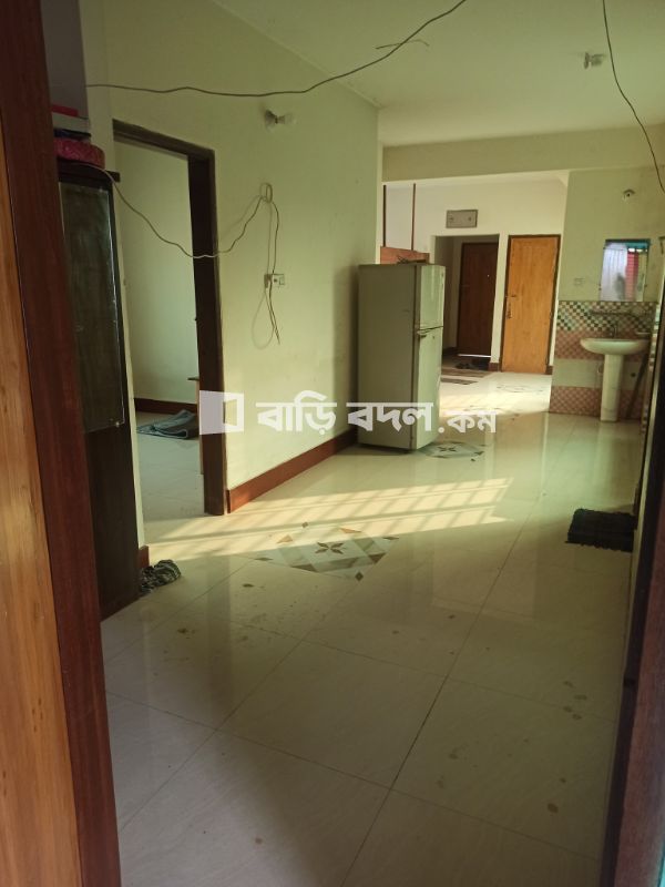 Flat rent in রায়েরবাজার হাই স্কুল, পশ্চিম ধানমন্ডি। ছেলেদের ব্যাচেলর ফ্ল্যাটে। | 1 bed(s) | Dhanmondi | Baribodol.com, Best property rental platform in Bangladesh