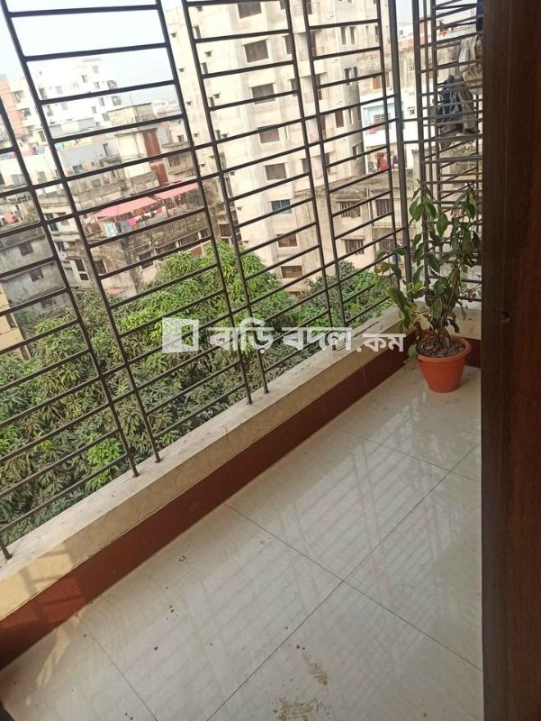 Flat rent in রায়েরবাজার হাই স্কুল, পশ্চিম ধানমন্ডি। ছেলেদের ব্যাচেলর ফ্ল্যাটে। | 1 bed(s) | Dhanmondi | Baribodol.com, Best property rental platform in Bangladesh