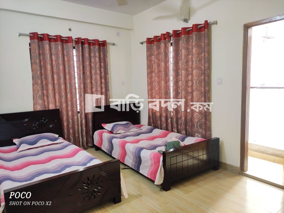 Sublet rent in Dhaka বসুন্ধরা আবাসিক এলাকা, Block D, Road-6.
????Bashundhara residential area. ????