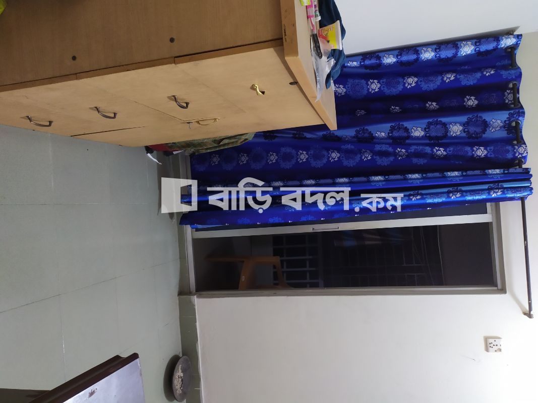 Seat rent in Dhaka মিরপুর ১, ঈদগাহ মাঠ বা সনি হলের পাশে
