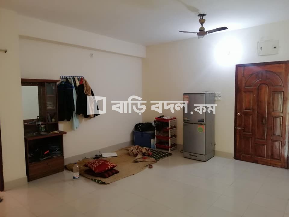 Flat rent in Dhaka রামপুরা, Block A, road 7 (Titash road)
(Near estarn bonosree Housing)
Rampura, bonosree.
25tk rickshaw vara from Rampura Bridge.