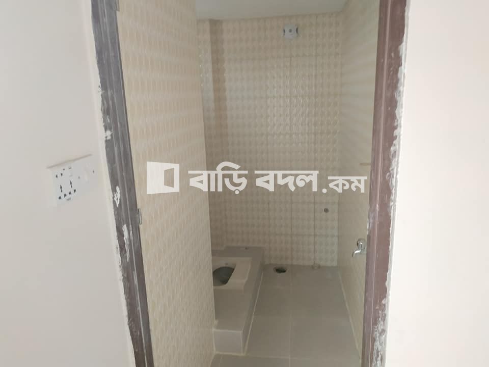 Flat rent in Chattogram চট্রগ্রাম সদর, Tigerpass, Ambagan near 13 no ward office.