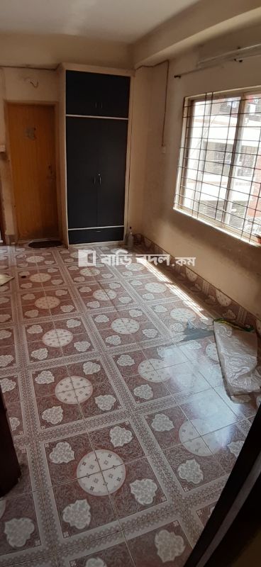 Flat rent in Dhaka মোহাম্মদপুর, ৩৯/৩ শেকেরটেক রোড নম্বর ৪