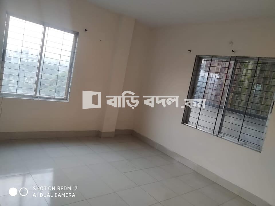 Seat rent in Dhaka তেজগাঁও, পূর্ব তেজতুরি বাজার,তেজগাঁও মহিলা কলেজের পাশে।
