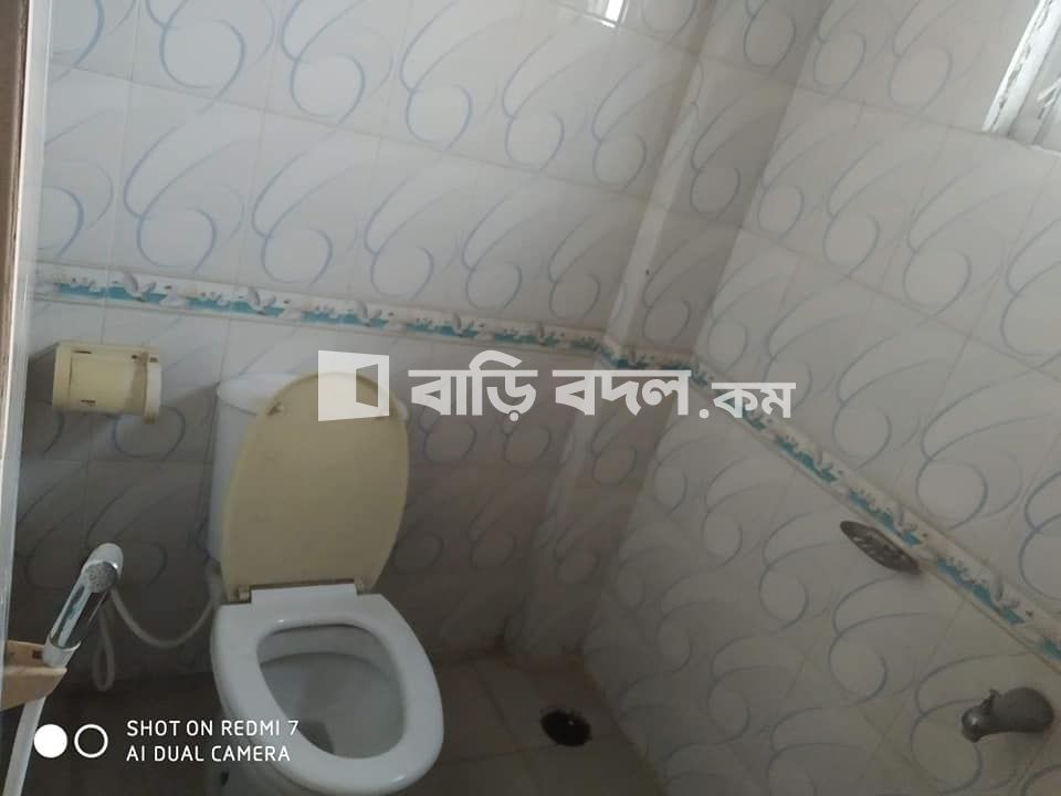Seat rent in Dhaka তেজগাঁও, পূর্ব তেজতুরি বাজার,তেজগাঁও মহিলা কলেজের পাশে।