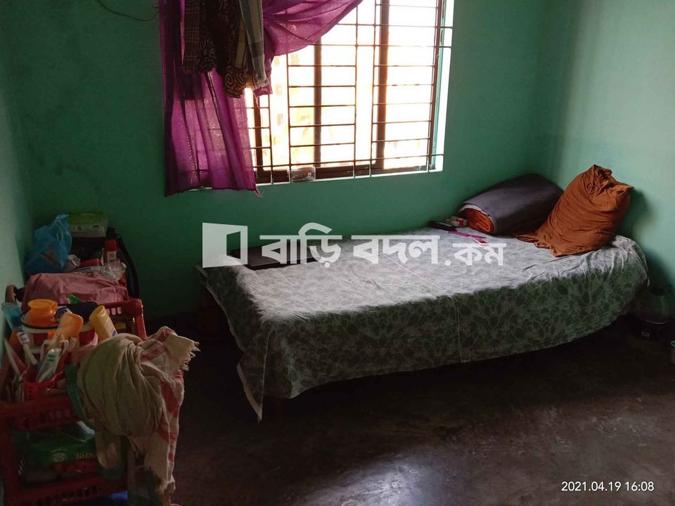 Sublet rent in Dhaka উত্তরা, পশ্চিম মোল্ল্যারটক, কষাইবাড়ি, বিমান বন্দর রেল স্টেশন ও জসিমউদ্দীন মেইন রোড থেকে ৫-৭ মিনিট পায়ে হাটা রাস্তা।