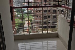 Sublet rent in Block -C Rd-05.
10 mins walking distance from NSU and IUB.
2 mins from AIUB. | 1 bed(s) | Bashundhara RA | Baribodol.com, Best property rental platform in Bangladesh