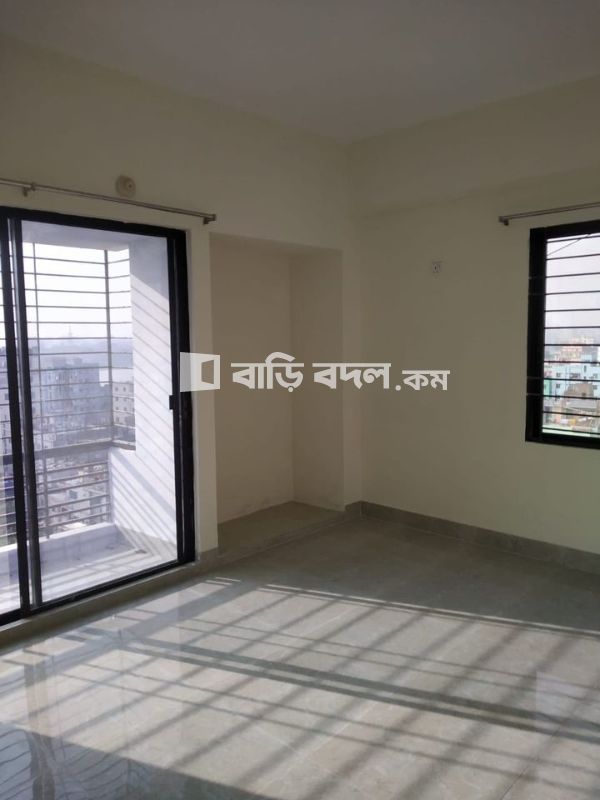 Flat rent in Beside the Jhawchor bazar.
Beribad, hazaribagh, Dhaka. | 3 bed(s) | Old Dhaka | Baribodol.com, Best property rental platform in Bangladesh