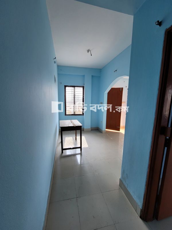 Flat rent in হালিশহর আড়ং এর পাশে মেইন রোড সংলগ্ন (চার নম্বর গেট ২য় বাড়ি) | 1 bed(s) | Chattogram Sadar | Baribodol.com, Best property rental platform in Bangladesh