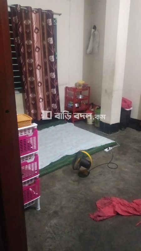 Sublet rent in Dhaka নতুন বাজার, নতুনবাজার, নুরেরচালা। পুরবি মোড়। বাশতলা দিয়ে আসলে ৭ ৮ মিনিট লাগবে।