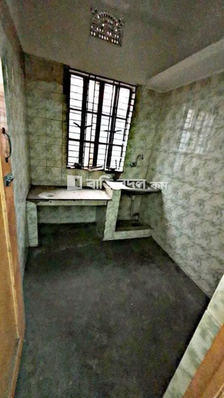 Flat rent in কুড়াতলী পূর্ব পাড়া ,কুড়িল ফ্লাইওভার থেকে ৬মি: দুরত্ব । | 2 bed(s) | Kuril | Baribodol.com, Best property rental platform in Bangladesh