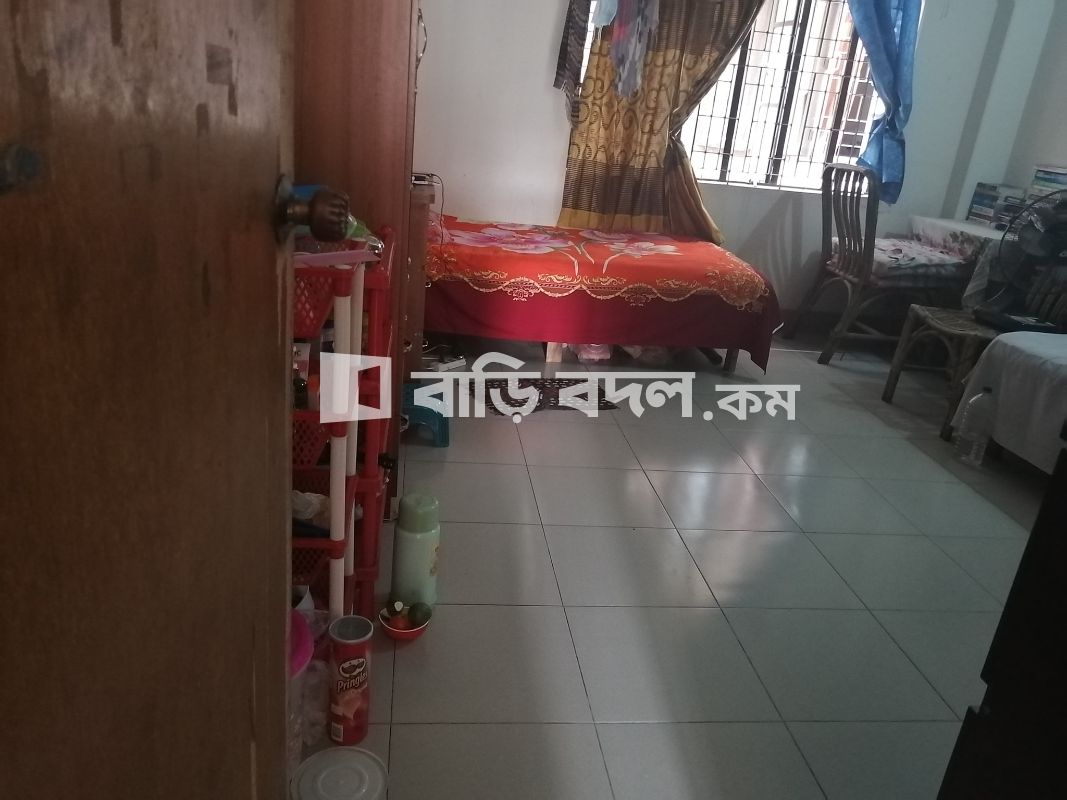 Seat rent in Dhaka ধানমন্ডি, Dhanmondi,Zigatola near gabtola mosjid
