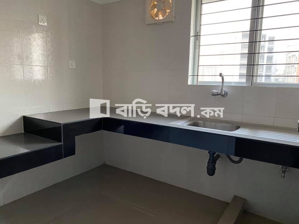 Flat rent in Dhaka উত্তরা, উত্তরা দিয়াবাড়ী মেট্রোরেল প্রজেক্টের পাশে