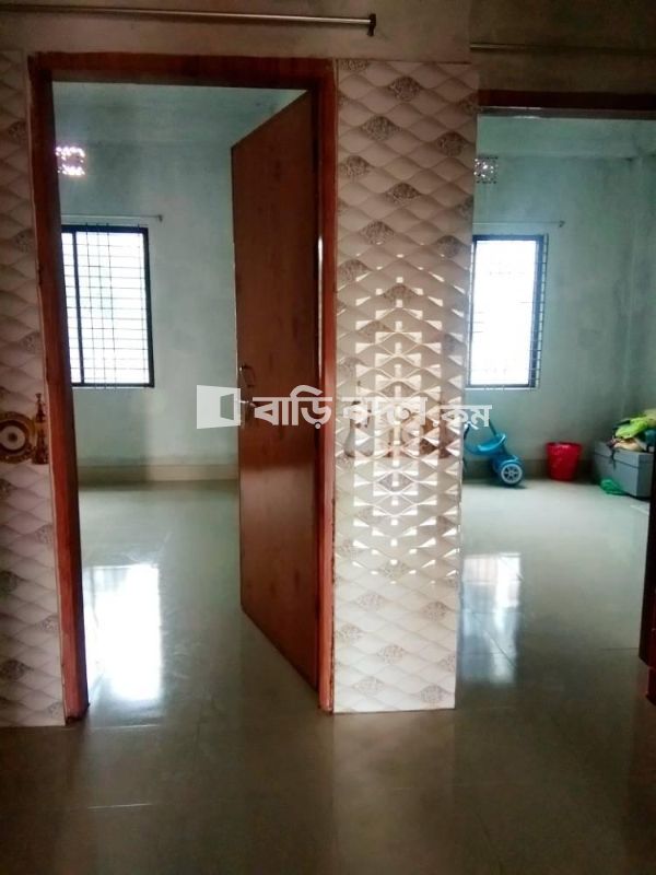 Flat rent in Rangpur রংপুর সদর, পার্কের মোড় থেকে ৭, ৮ মি পায়ে হেটে সিদ্দিক মেমোরিয়াল স্কুল এর বিপরীত পাশে অবস্থিত