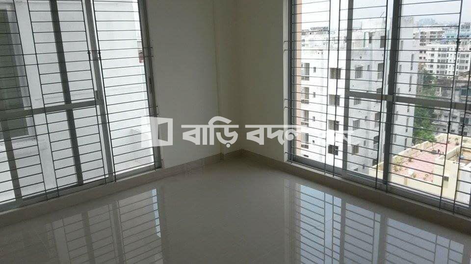 Flat rent in Dhaka বসুন্ধরা আবাসিক এলাকা, Bashundhora, main Road( one connecting 300 ft and Apollo Hospital). House 251-254 Block D.