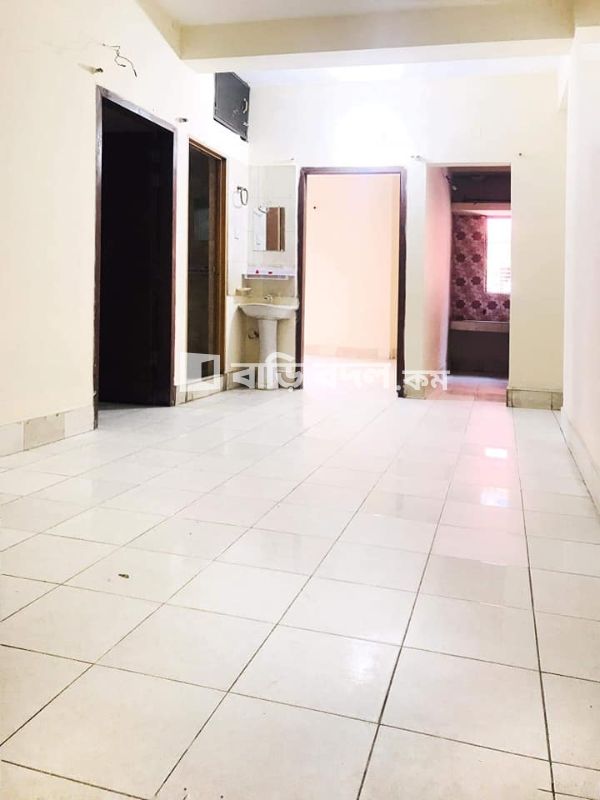 Flat rent in ১৫/এ, হাজী ভবন, সুলতান গঞ্জ, রায়ের বাজার, ঢাকা -১২০৯। | 2 bed(s) | Rayerbazar | Baribodol.com, Best property rental platform in Bangladesh