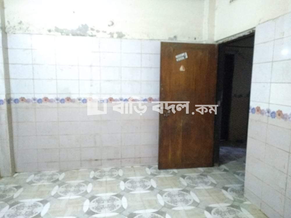 Sublet rent in আহম্মদ নগর, মিরপুর ১। ( চাইনিজ বাস স্টপ থেকে হেটে আসতে ৮ মিনিট) (ধানখেতের মোড় থেকে হেটে আসতে ২ মিনিট) | 1 bed(s) | Mirpur 1 | Baribodol.com, Best property rental platform in Bangladesh