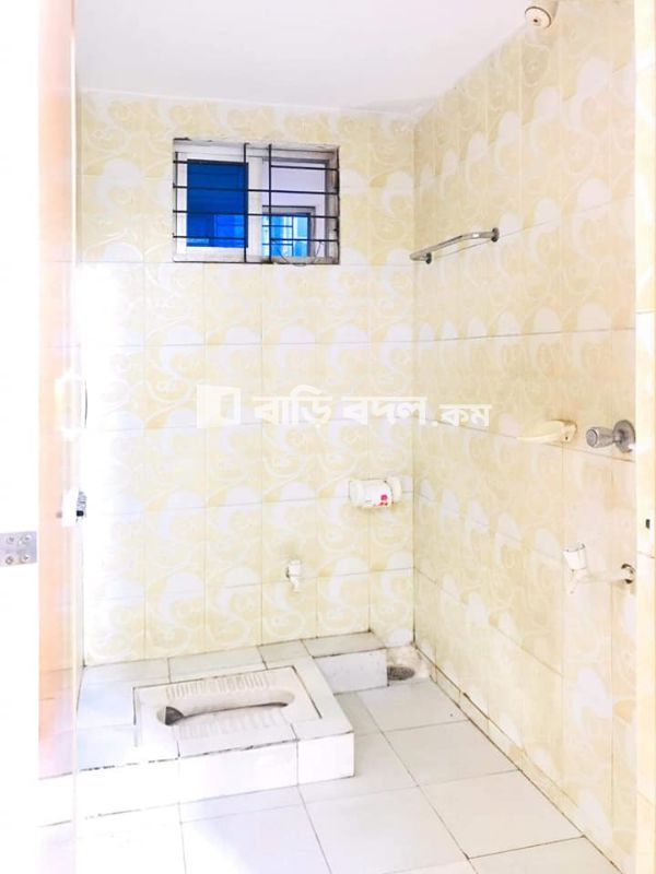 Flat rent in ১৫/এ, হাজী ভবন, সুলতান গঞ্জ, রায়ের বাজার, ঢাকা -১২০৯। | 2 bed(s) | Rayerbazar | Baribodol.com, Best property rental platform in Bangladesh
