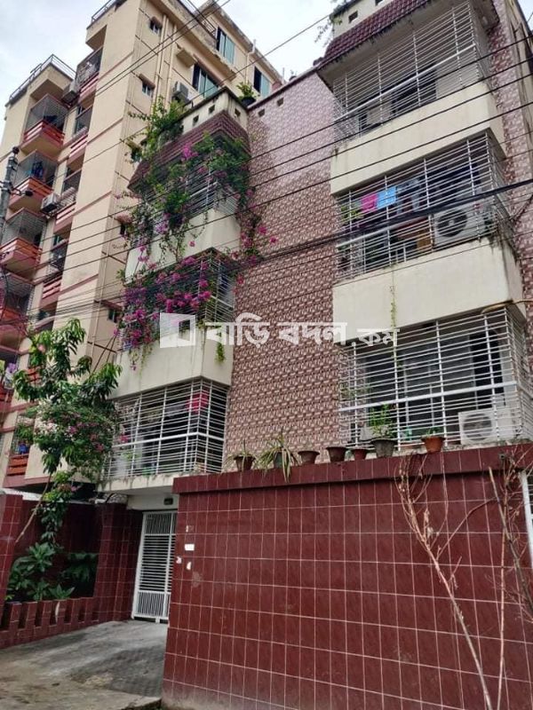 Flat rent in হাউস: ৩৭২, রোড: ৫, ব্লক: ফ, বসুন্ধরা, ঢাকা ১২২৯
| 3 bed(s) | Bashundhara RA | Baribodol.com, Best property rental platform in Bangladesh