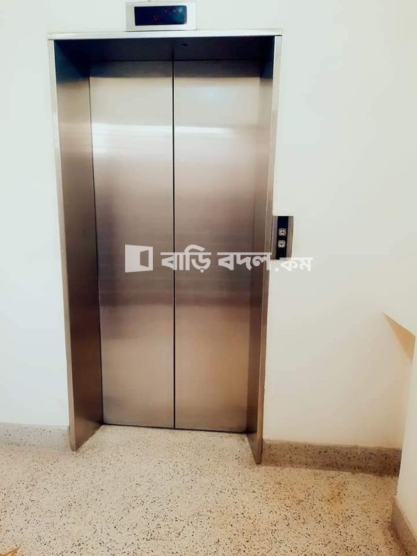 Seat rent in Malibagh | 1 bed(s) | Baribodol.com