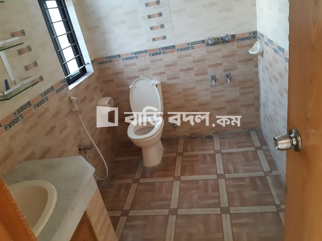 Flat rent in Uttara | 4 bed(s) | Baribodol.com