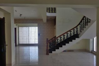 Flat rent in Bashundhara RA | 5 bed(s) | Baribodol.com
